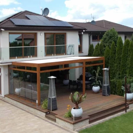 Pergola bioclimatique DETENTE à adossée lames parallèles hautes technicités