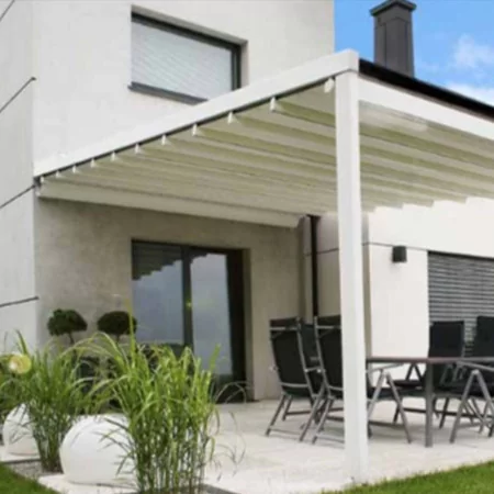 Venez vite pour acheter votre pergola adossée à toit retractable au meilleur prix directement d'usine