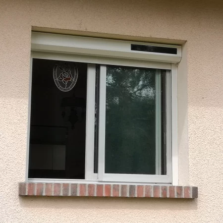 Volet roulant solaire 100% autonome à prix discount