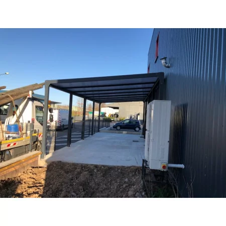 Carport toit polycarbonate ou panneaux isolant à prix pas cher