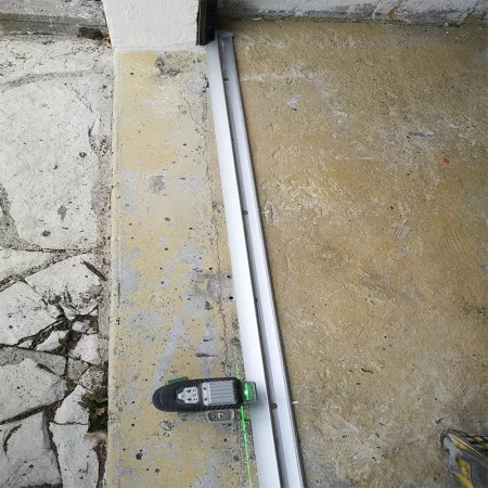 pose rail au sol Porte Coulissante Latéral