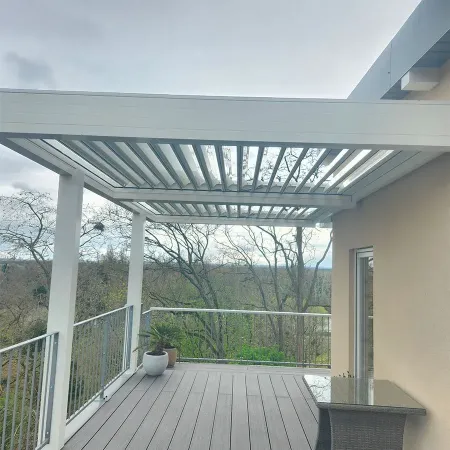 Superbe Pergola Bioclimatique Haut de Gamme à Prix Discount
