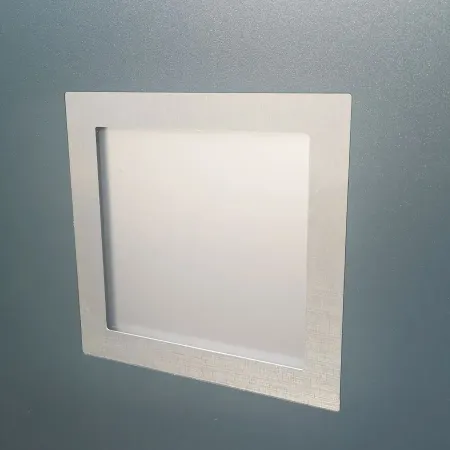 Vue de prés le Décor Aluminium Brossé du Portail Coulissant