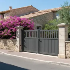 Avec des fleurs notre Portail 2 Battants 4 m en Alu Haut de Qualité