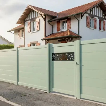 Achete ton Portillon Plein en Aluminium