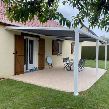 Voici pour vous la Pergola Toile Enroulante Sur Mesure