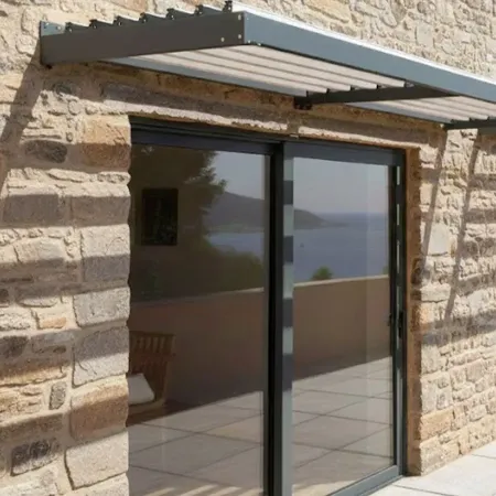 Marquise en Aluminium à Lames