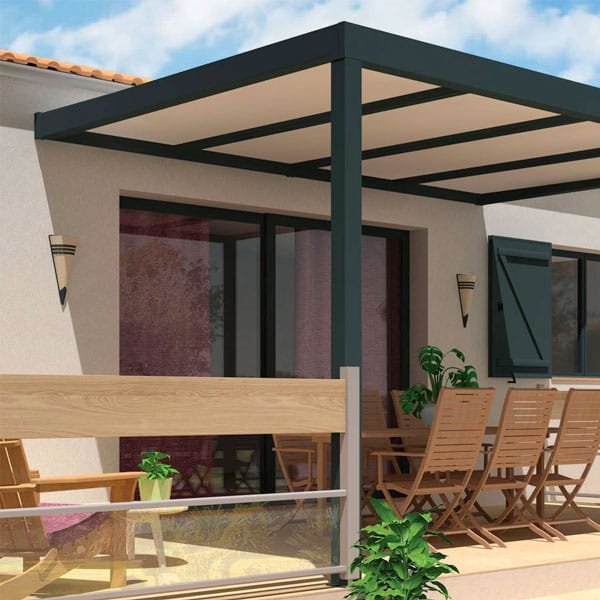 la nouvelle pergola à toit fixe étudiée au plus juste et donc trés compétitive