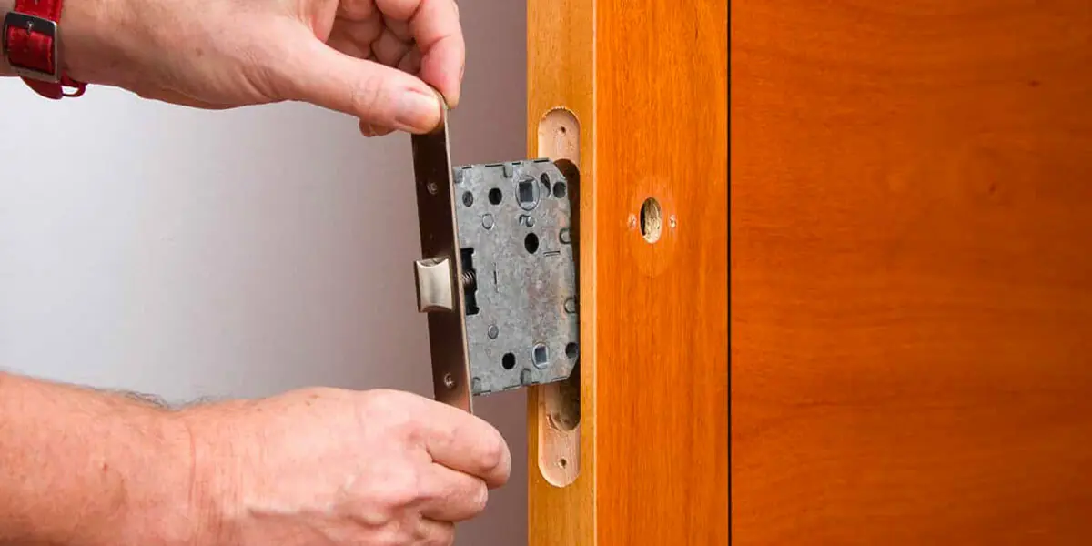 Combien coûte un changement de serrure par un serrurier ?