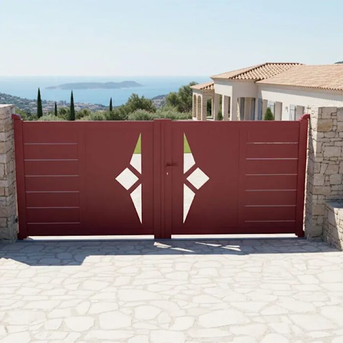 Portail aluminium SCILL bordeaux face à la mer