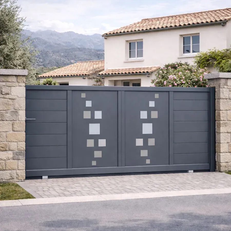 Portail coulissant aluminium SOM gris anthracite avec panneaux décoratifs à carrés, vue extérieure