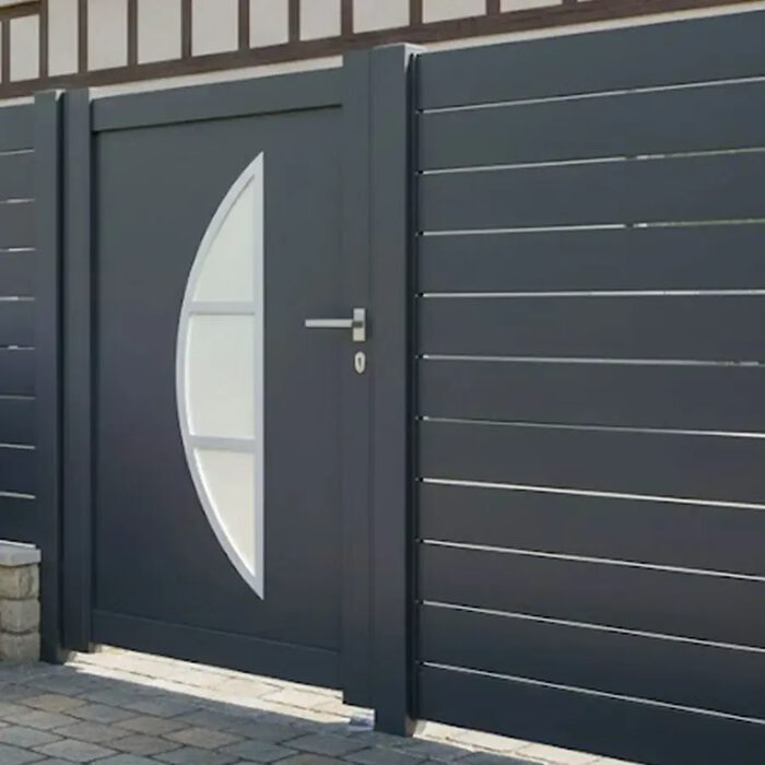 Portillon aluminium BYL gris anthracite avec son portail assorti