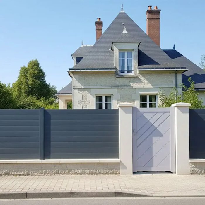 Portillon aluminium LESM gris clair avec sa clôture assortie