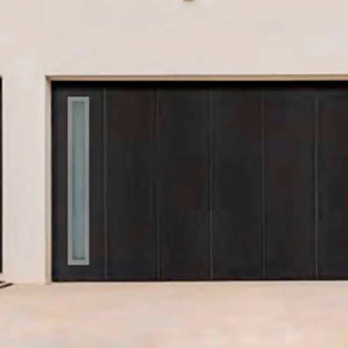 Porte de garage à enroulement latéral, incompatible avec un moteur de plafond à rail