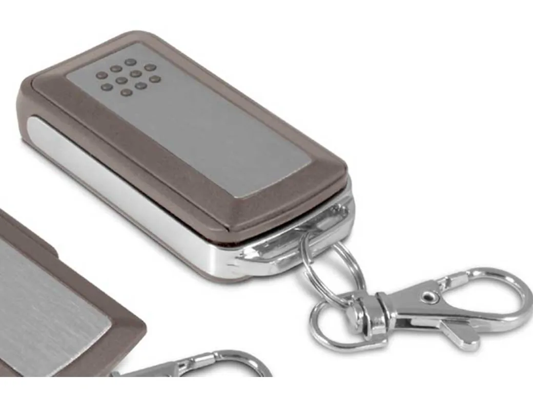 Télécommande Avidsen 4 touches avec mousqueton, compatible avec le kit de motorisation de porte de garage