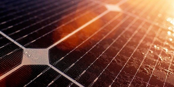 Devenez producteur d'électricité avec un carport solaire 